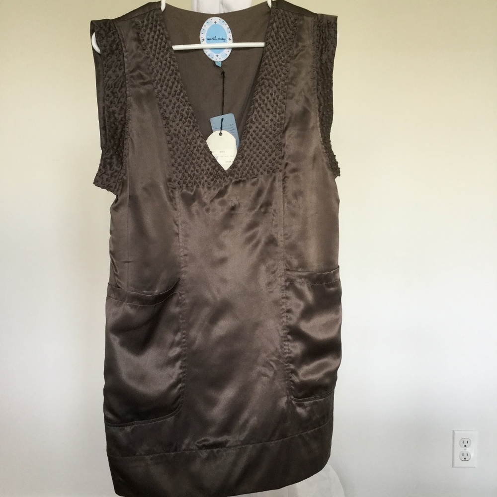 Dress neutral silk